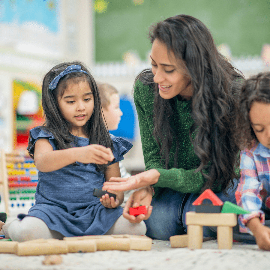 International Montessori teacher training women academy | ESM Academy Training
